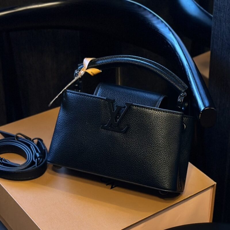 Alternative view of LOUIS VUITTON CAPUCINES EAST WEST MINI BAG BLACK 22CM M23955