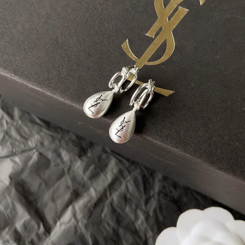 Alternative view of SAINT LAURENT TEARDROP EARRINGS WITH YSL LOGO SILVER