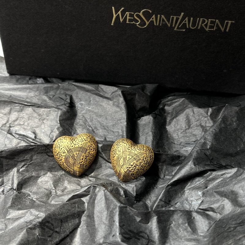Alternative view of SAINT LAURENT YSL HEART EARRINGS GOLD