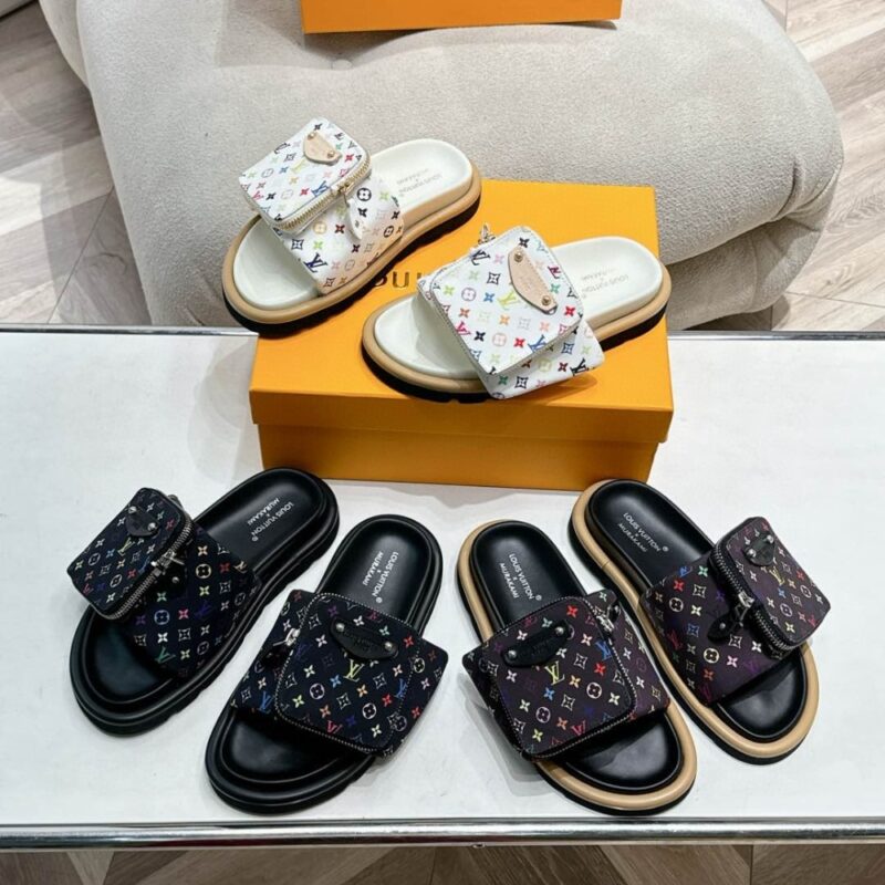 Alternative view of LOUIS VUITTON X TAKASHI MURAKAMI POOL PILLOW FLAT COMFORT MULE BLANC 1AGVQW