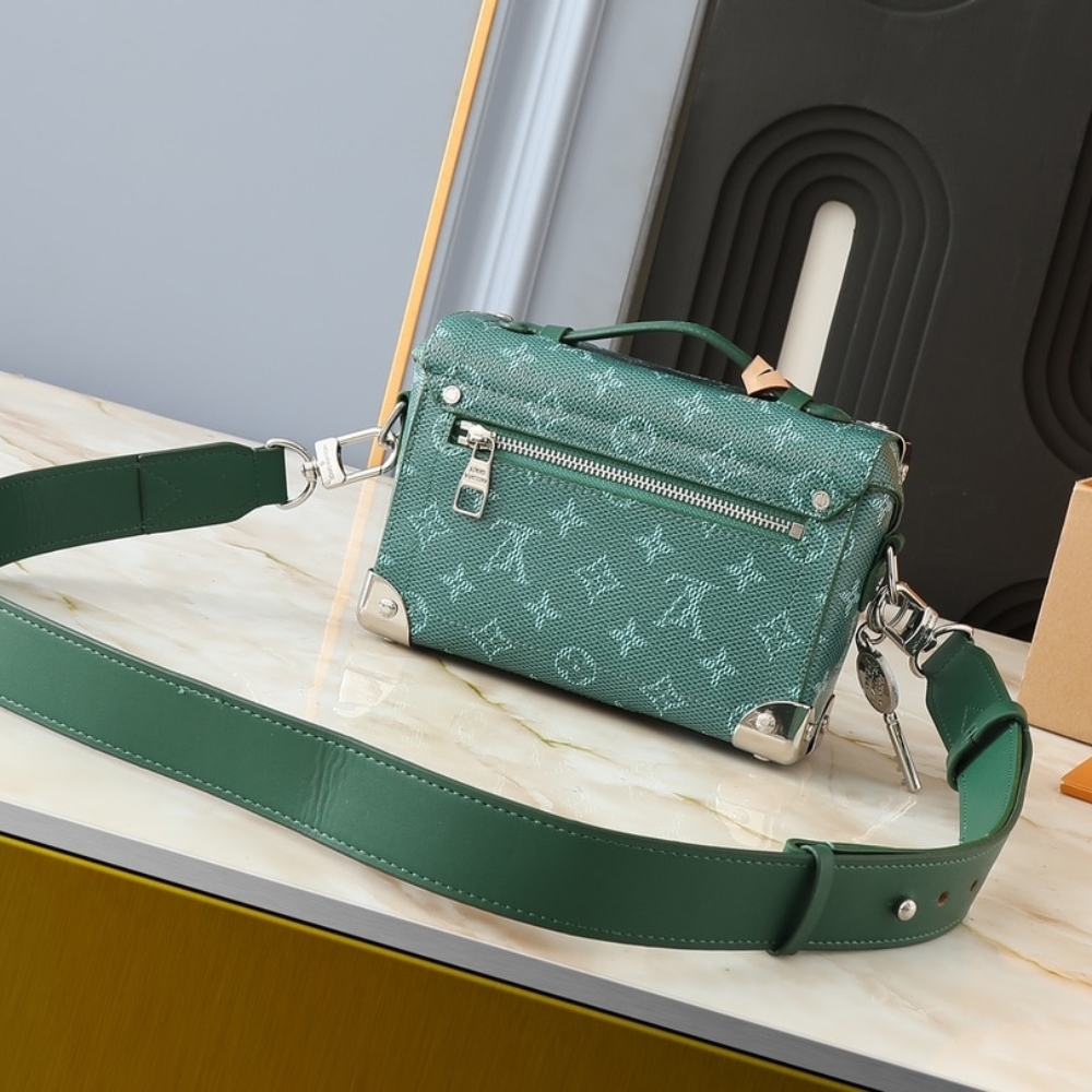 LOUIS VUITTON SOUL TRUNK BAG GREEN 19CM M12686 - Image 4