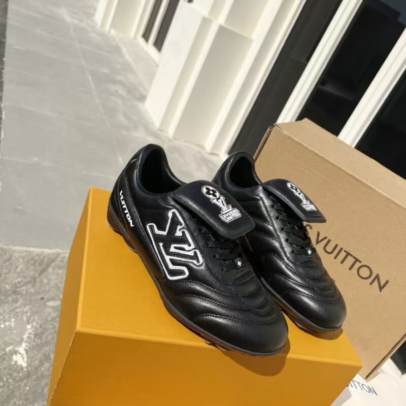 Alternative view of LOUIS VUITTON FOOTPRINT SOCCER SNEAKER BLACK 1AHAI9