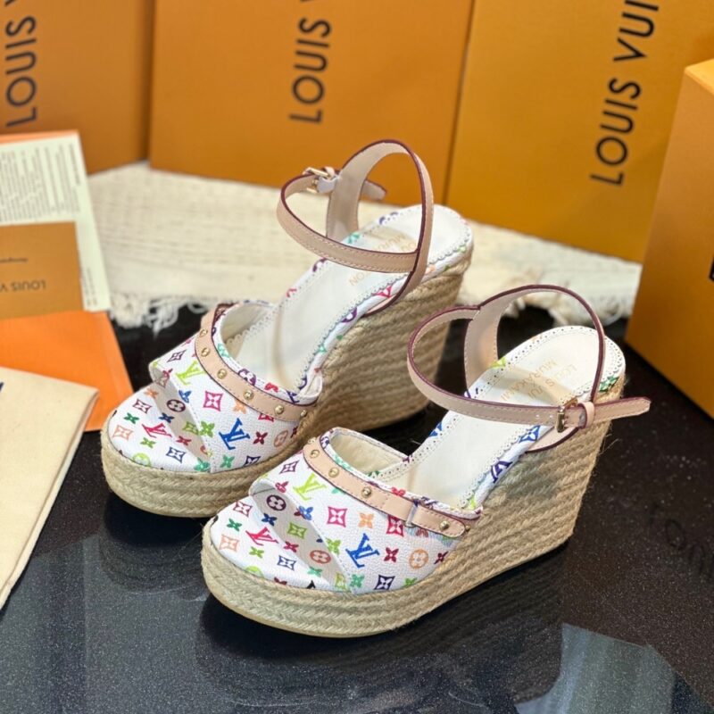Alternative view of LOUIS VUITTON X TAKASHI MURAKAMI HELIOS WEDGE SANDAL WHITE 1AGYX0