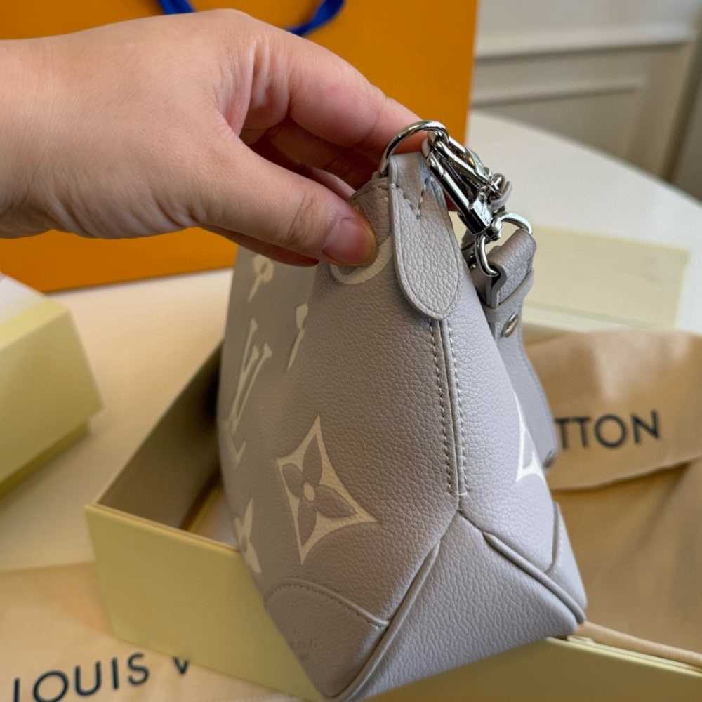 LOUIS VUITTON BOULOGNE BICOLOR MONOGRAM EMPREINTE LEATHER QUARTZ 27CM M14211 - Image 4