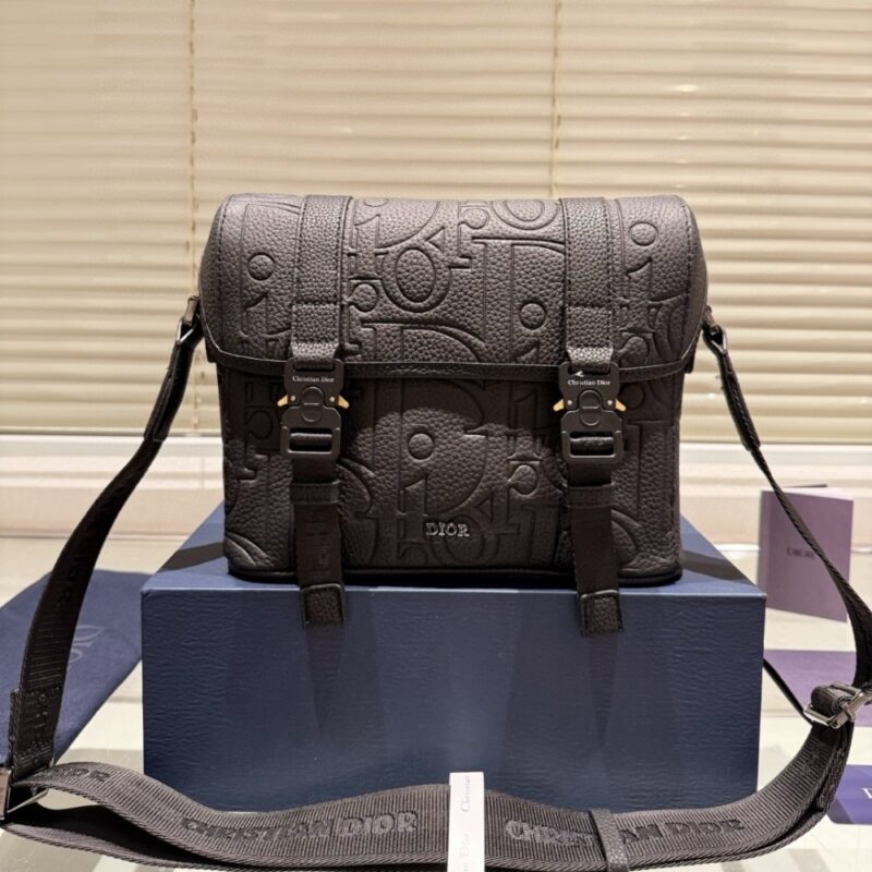 Alternative view of DIOR HIT THE ROAD MESSENGER BAG WITH FLAP BLACK 23CM 1ESPO333LLG H00N