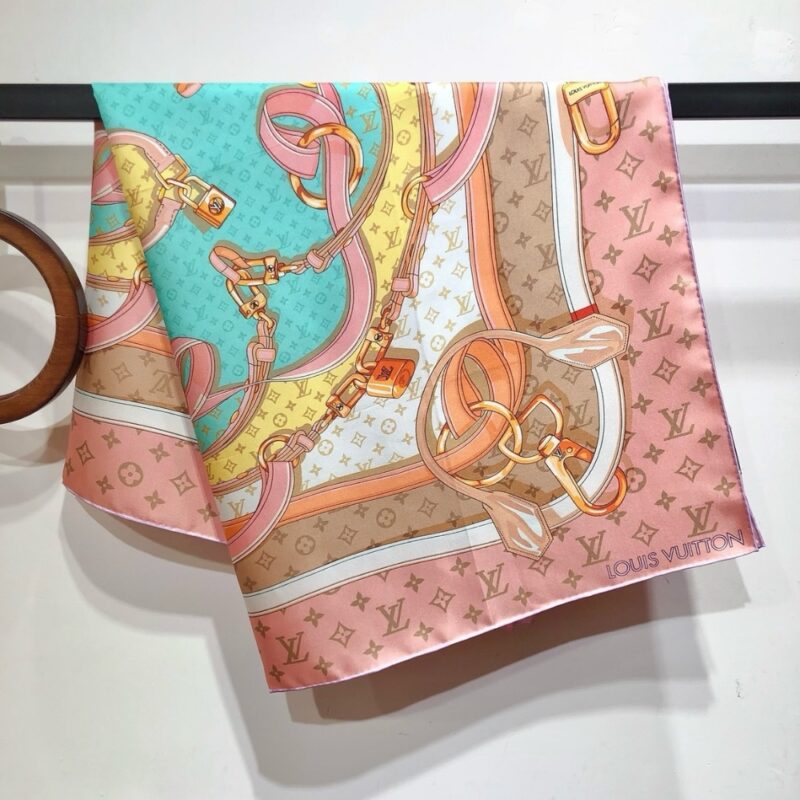 Alternative view of LOUIS VUITTON FLOWER AND STRAPS SQUARE IN PINK 90CM M79924