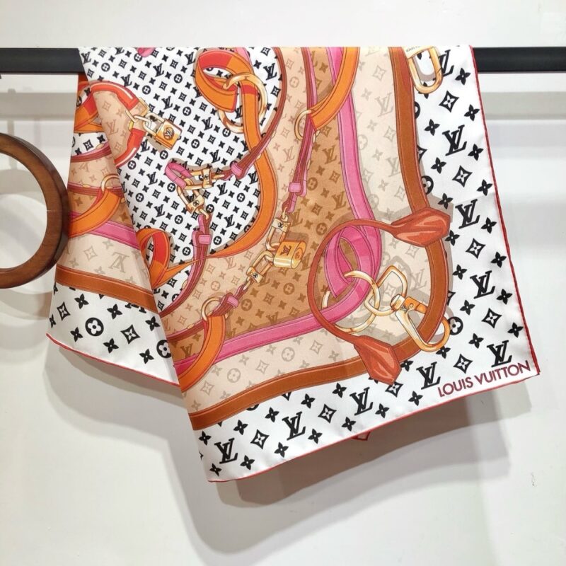 Alternative view of LOUIS VUITTON FLOWER AND STRAPS SQUARE IN WHITE 90CM M77177