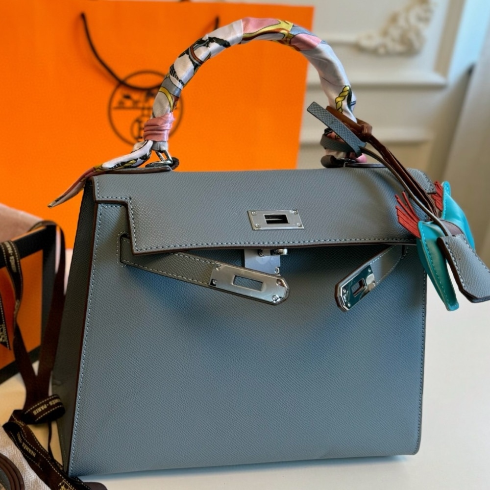 HERMES KELLY EPSOM BLEU CELESTE 28CM - Image 3