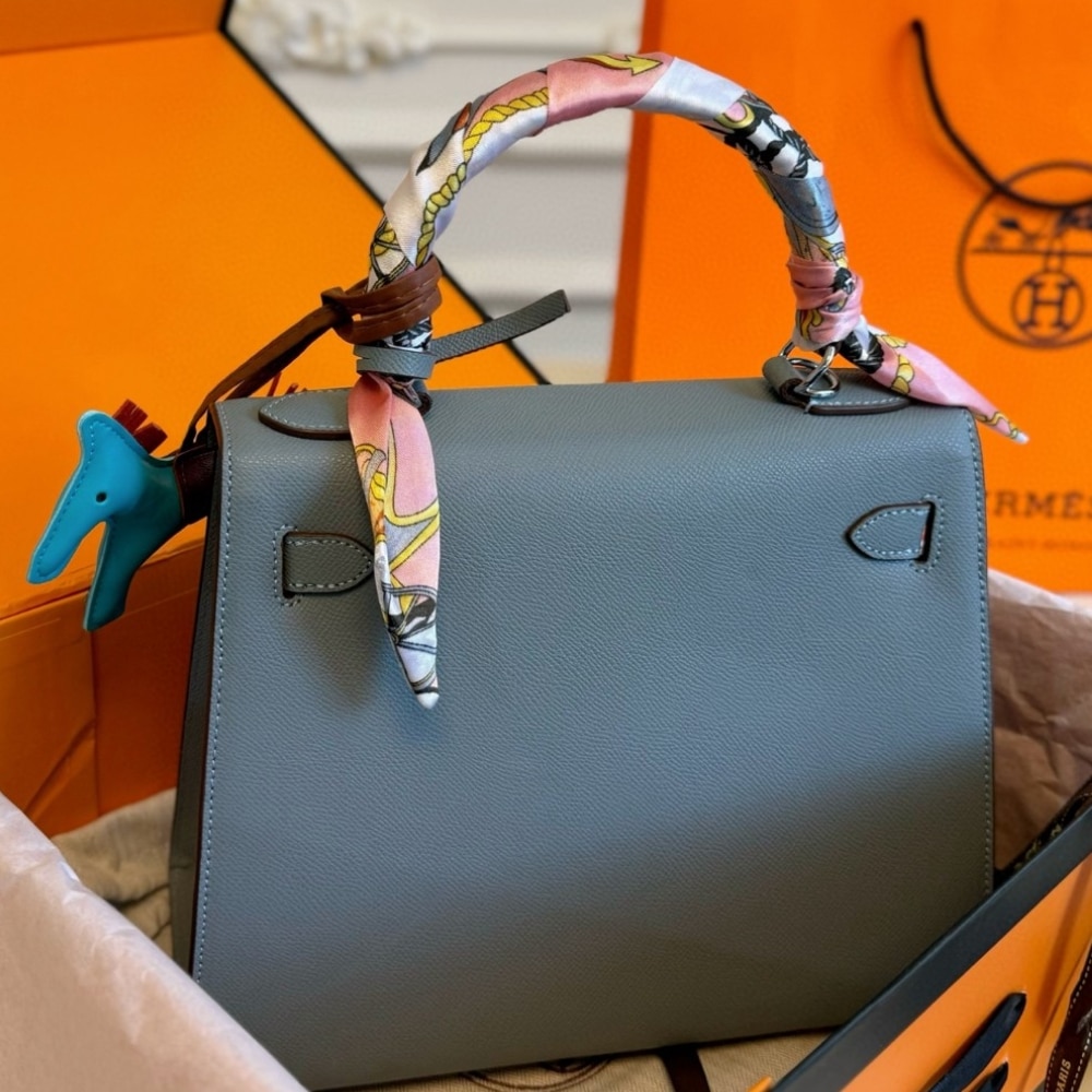 HERMES KELLY EPSOM BLEU CELESTE 28CM - Image 5