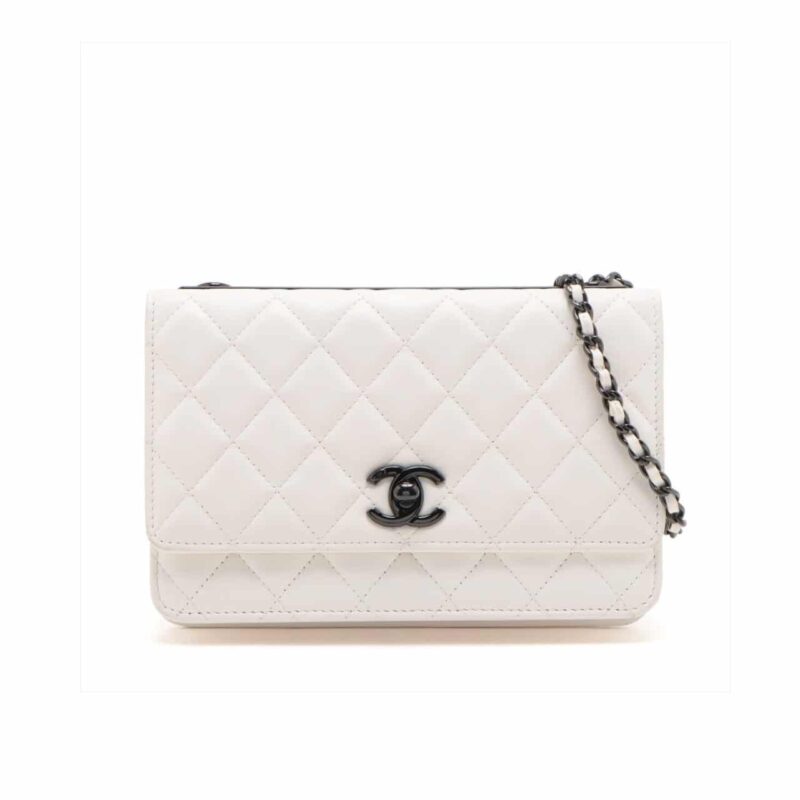 CHANEL WALLET ON CHAIN WHITE 19CM