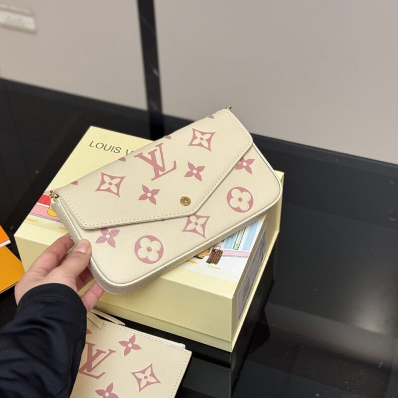 Alternative view of LOUIS VUITTON FÉLICIE POCHETTE BAG ROSE TRIANON 22CM M82047