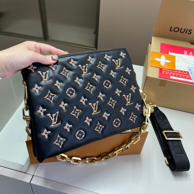 Alternative view of LOUIS VUITTON COUSSIN PM BLACK GOLD 26CM M12448