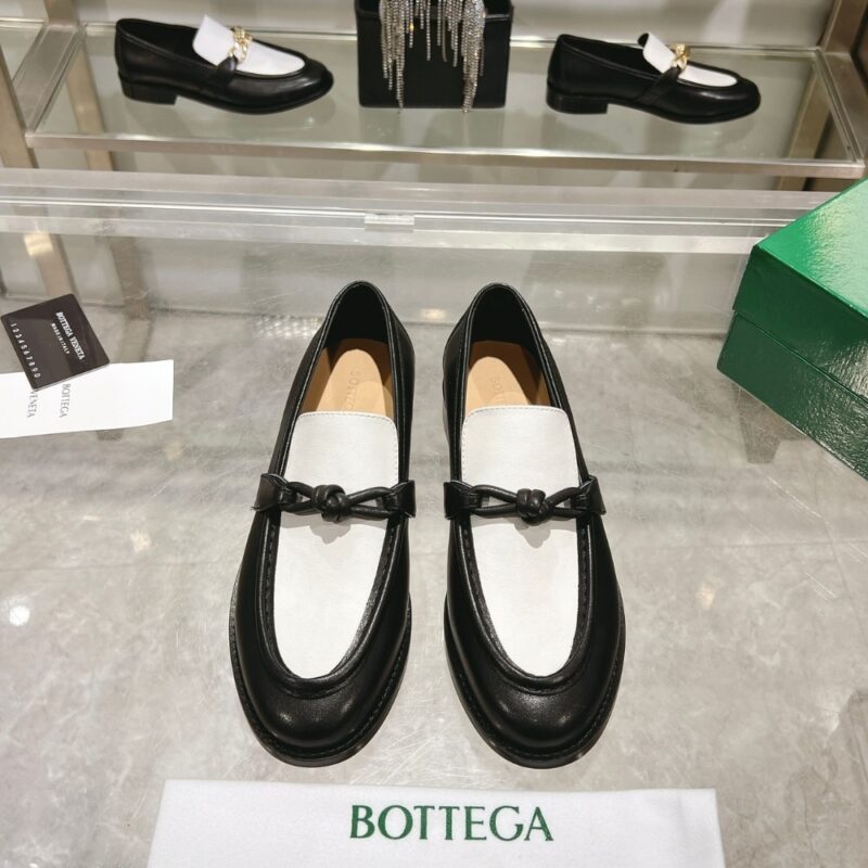 Alternative view of BOTTEGA VENETA ASTAIRE LOAFER BLACK AND WHITE 796696V5DZ11061