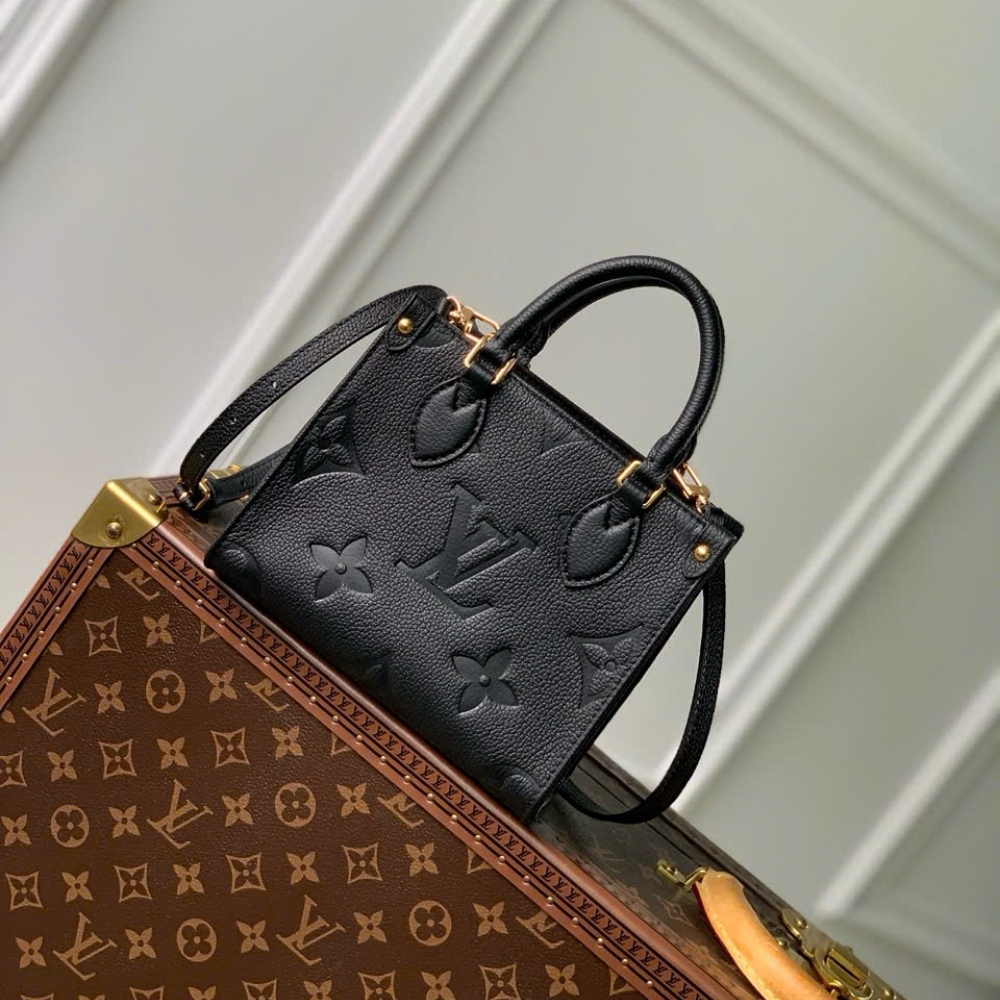Louis Vuitton Onthego BB Monogram Empreinte Black 18Cm M46993 - Image 2