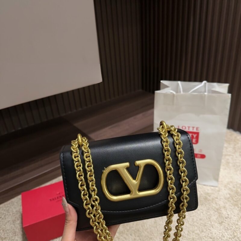 Alternative view of VALENTINO GARAVANI VAIN SHOULDER BAG IN SHINY BLACK 19CM 6W2B0R16GCB 0NO