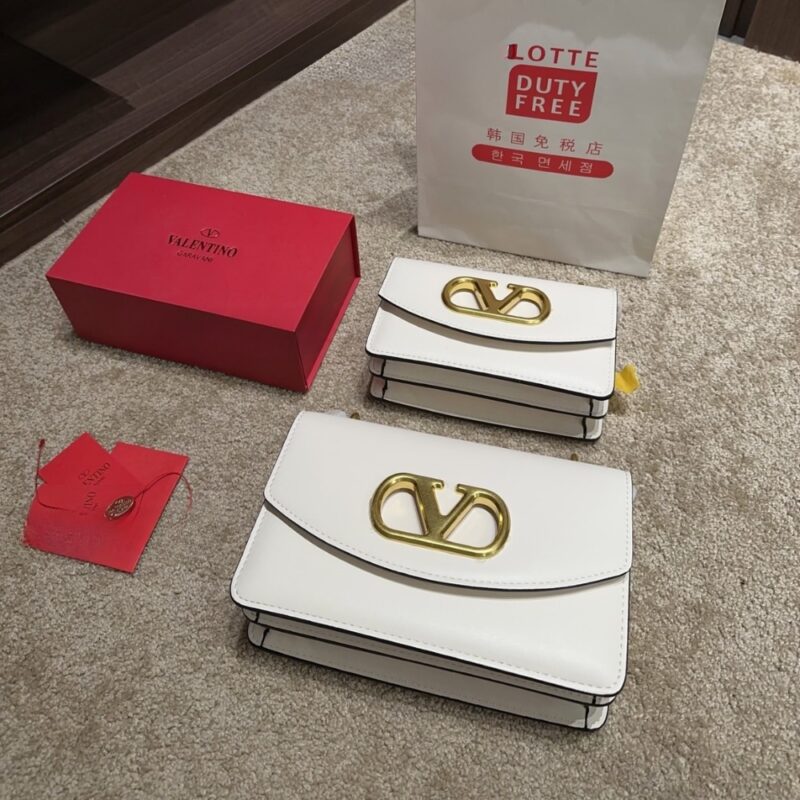 Alternative view of VALENTINO GARAVANI VAIN SHOULDER BAG IN SHINY WHITE 19CM 6W2B0R16GCB REN