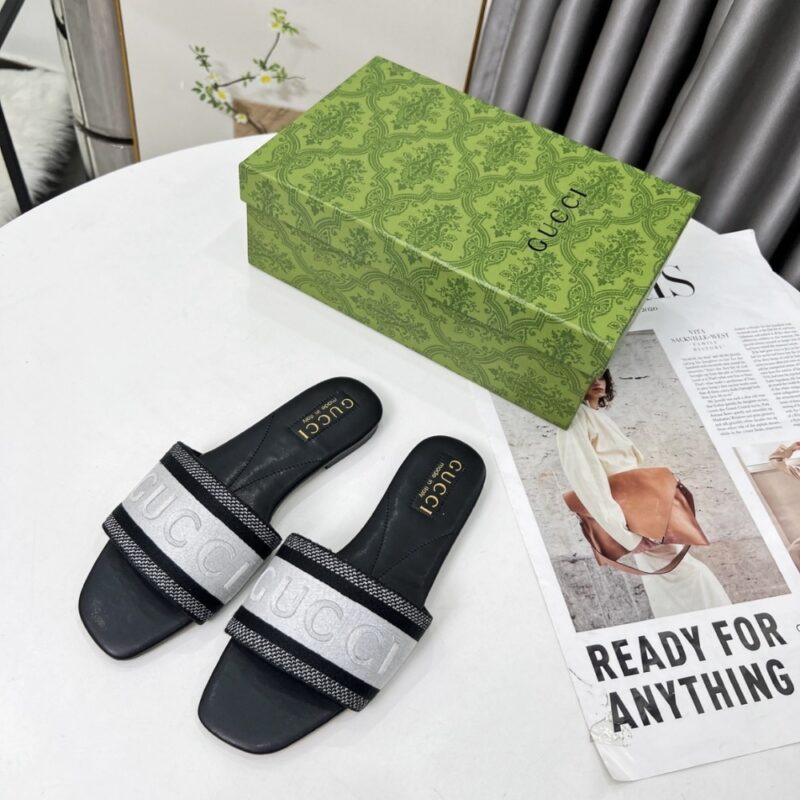 Alternative view of GUCCI WOMEN SLIDE SANDAL WITH WEB BLACK AND WHITE 817564 FAECG 8843