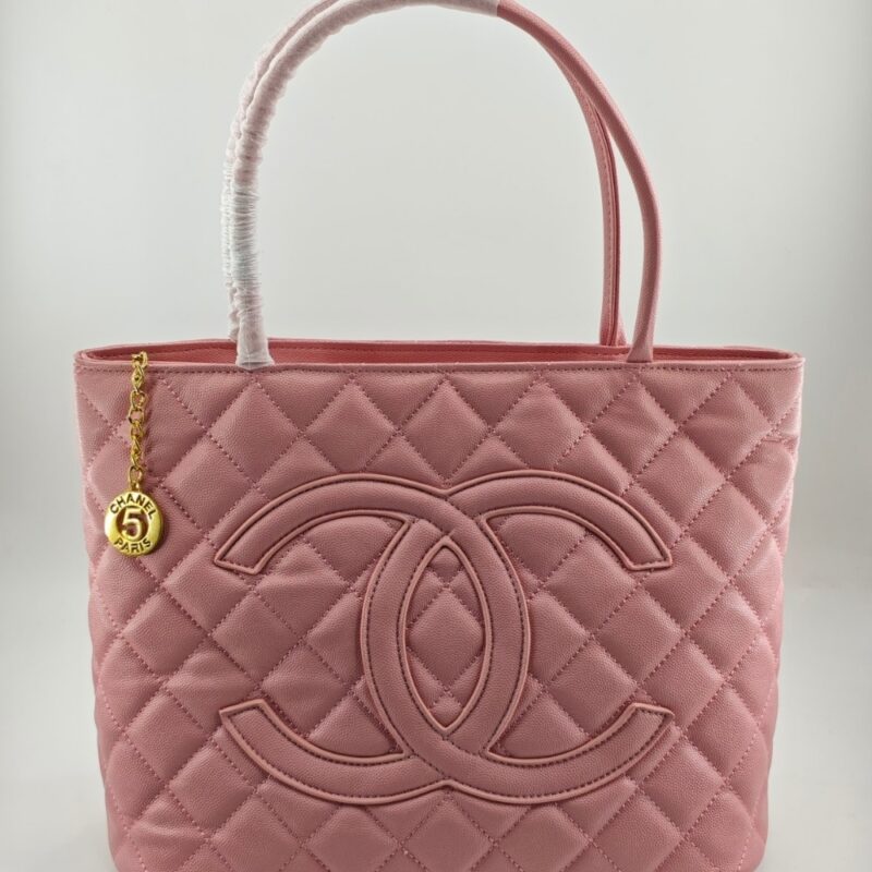 Alternative view of CHANEL CAVIAR MEDALLION TOTE PINK 30CM
