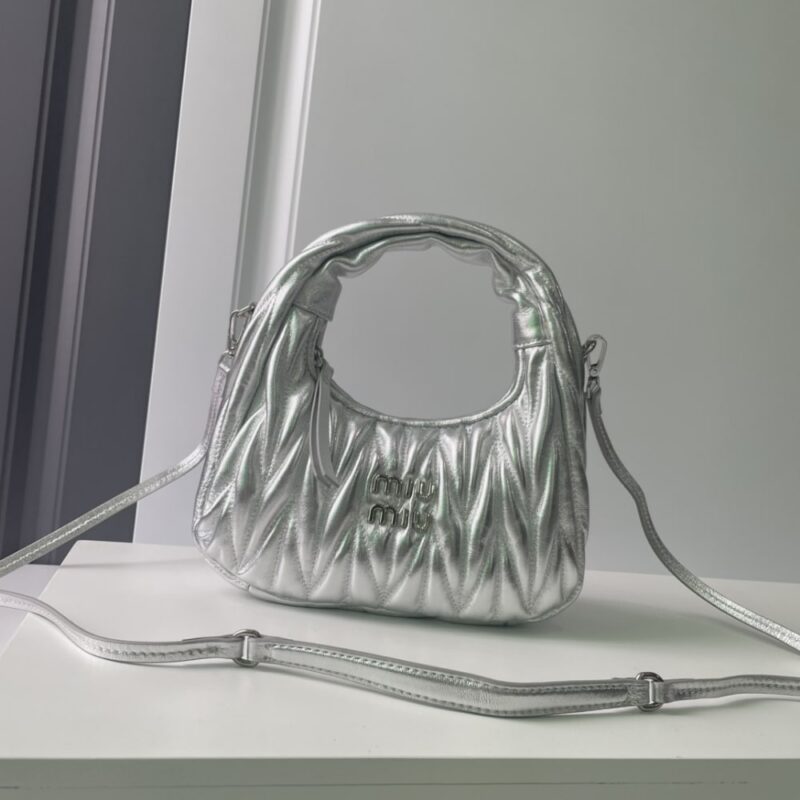 Alternative view of MIUMIU WANDER MATELASSÉ NAPPA HOBO BAG SILVER 23CM 5BC125 AN88 F0118 V OOY
