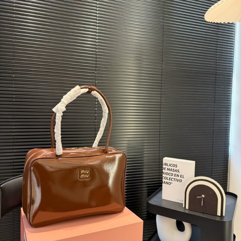 Alternative view of MIUMIU BEAU NAPLAK PATENT LEATHER BAG PALISANDER 35CM 5BB117 ADNT F0BW5 V MLN