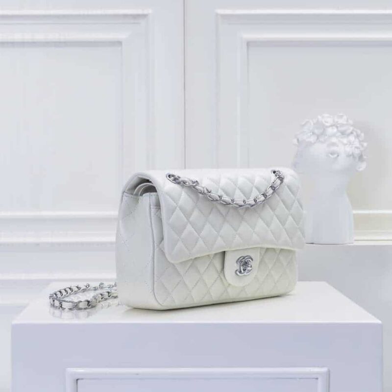 Alternative view of CHANEL CLASSIC DOUBLE FLAP BAG WHITE SILVER HARDWARE 25CM