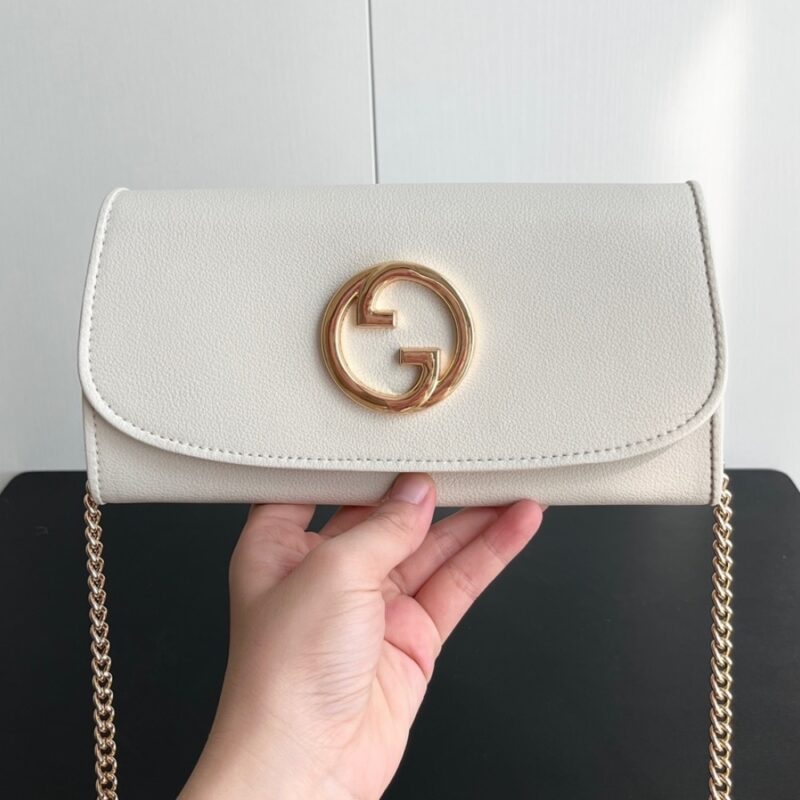 Alternative view of GUCCI BLONDIE CONTINENTAL CHAIN WALLET WHITE 21CM