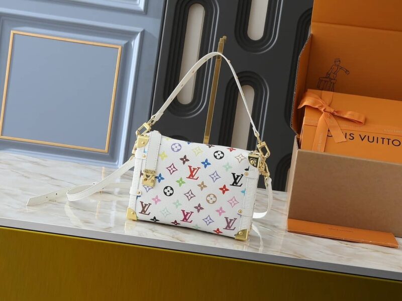 Alternative view of LOUIS VUITTON X TAKASHI MURAKAMI SIDE TRUNK MM BAG MULTICOLORE BLANC 23CM M14046