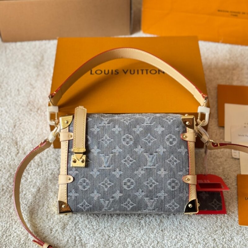 Alternative view of LOUIS VUITTON SIDE TRUNK MM BAG DENIM GREY 23CM M13285