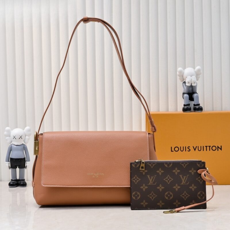 Alternative view of LOUIS VUITTON LOW KEY MESSENGER BROWN 30CM M13151