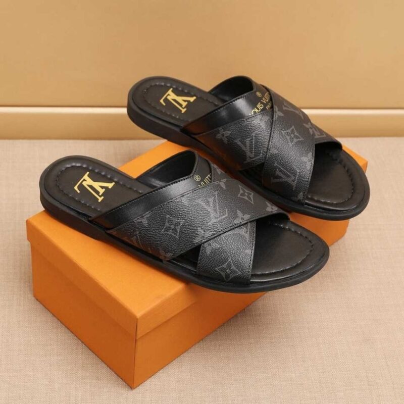 Alternative view of LOUIS VUITTON OASIS MULE MONOGRAM BLACK