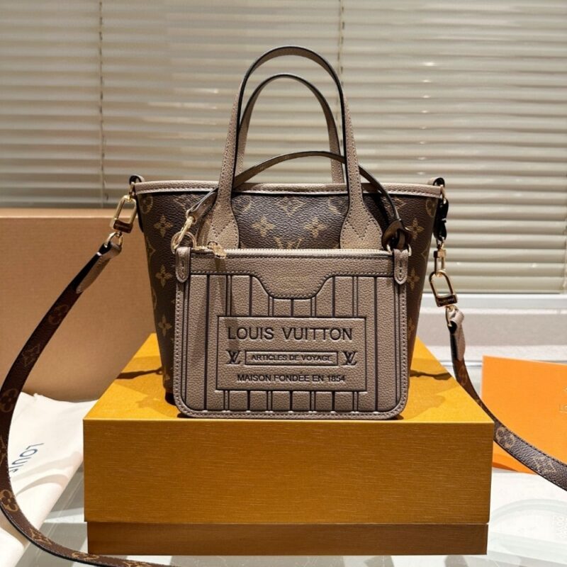 Alternative view of LOUIS VUITTON NEVERFULL BANDOULIÈRE INSIDE OUT BB DARK FANGO 20CM M12109