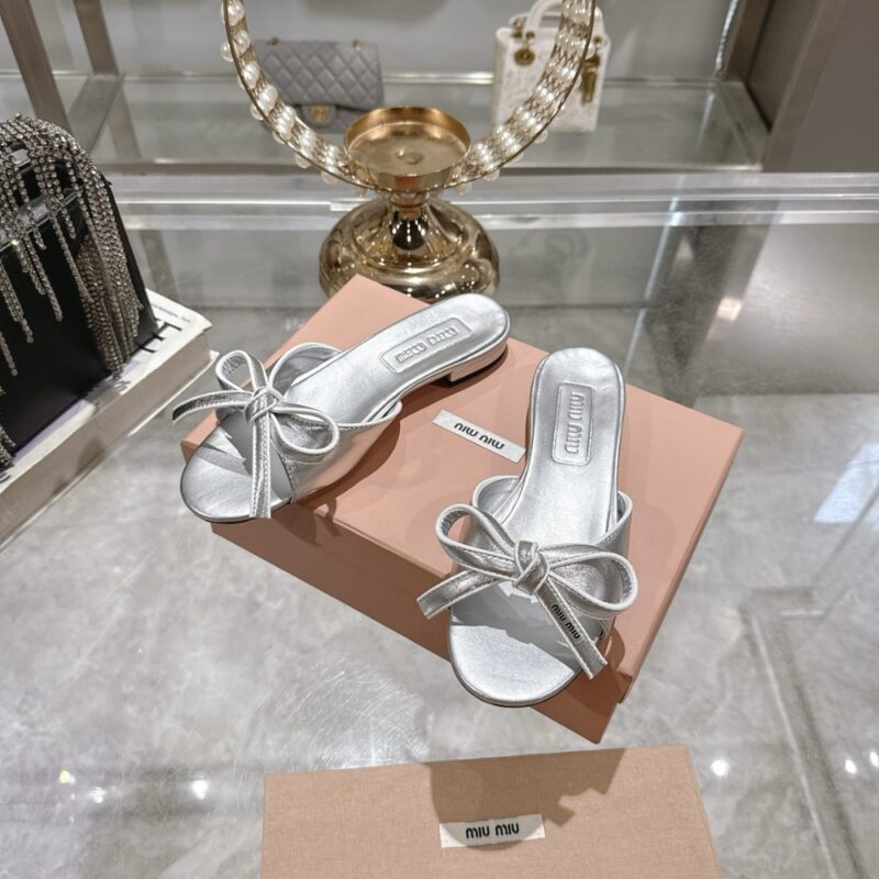Alternative view of MIUMIU MORDORÉ NAPPA LEATHER SANDALS WITH BOW SILVER