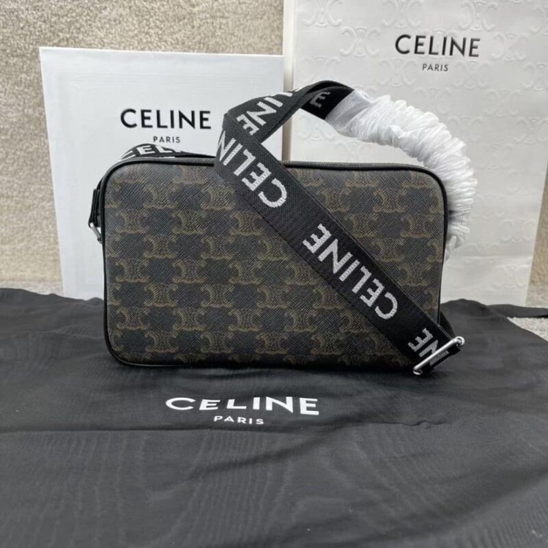 Alternative view of CELINE MEDIUM MESSENGER BAG IN TRIOMPHE CANVAS BLACK 23CM 197202DND 38OS