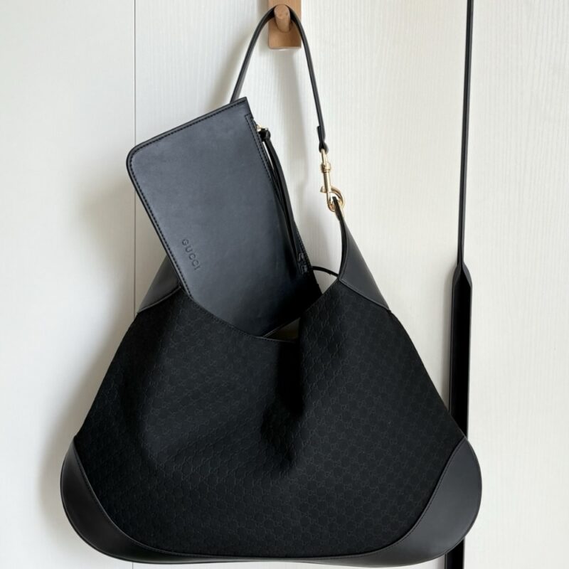 Alternative view of GUCCI B SHOULDER BAG BLACK 49CM 834981 AAEE7 1000