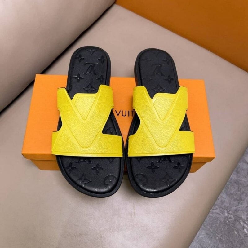 Alternative view of LOUIS VUITTON OASIS MULE MONOGRAM YELLOW