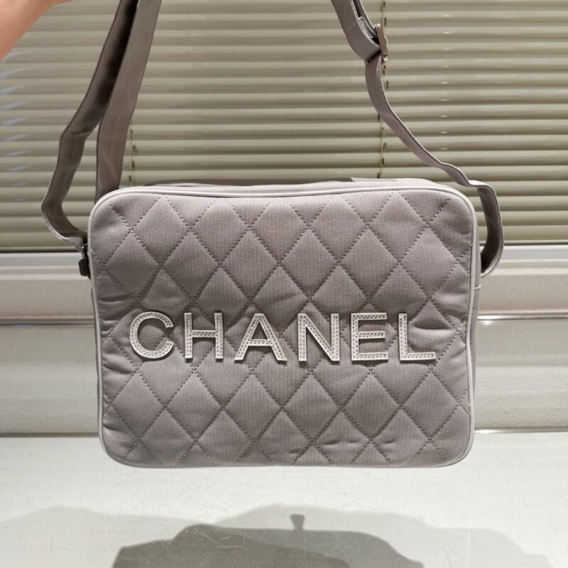 Alternative view of CHANEL MESSENGER BAG QUILTED CANVAS LIGHT GREY 30CM