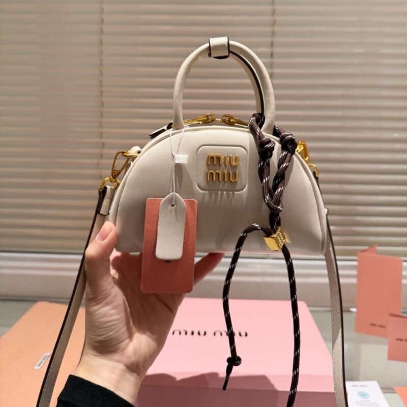 Alternative view of MIUMIU LEATHER TOP HANDLE BAG WHITE 18CM