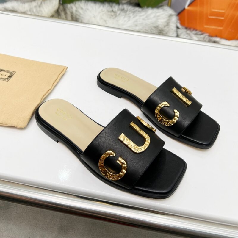 Alternative view of GUCCI WOMEN'S LOGO EMBELLISHED SLIDE SANDALS BLACK