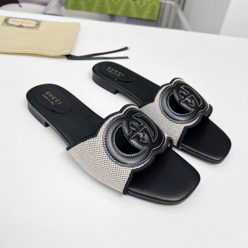 Alternative view of GUCCI WOMEN'S INTERLOCKING G SLIDE SANDAL BLACK WHITE 835723 FAEA0 8543