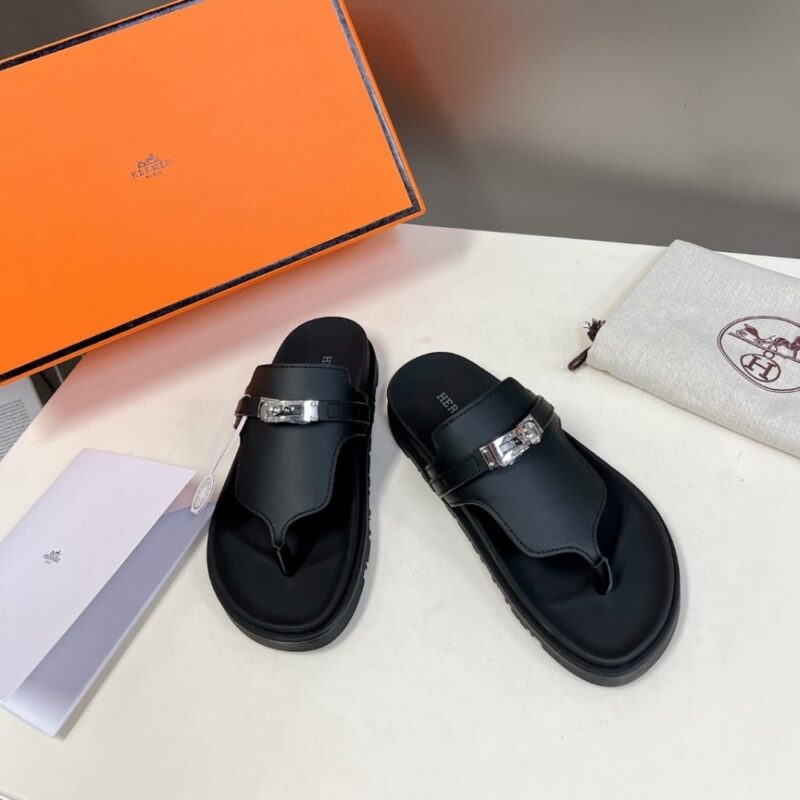 Alternative view of HERMES EMPIRE SANDAL NOIR H252300Z 02340