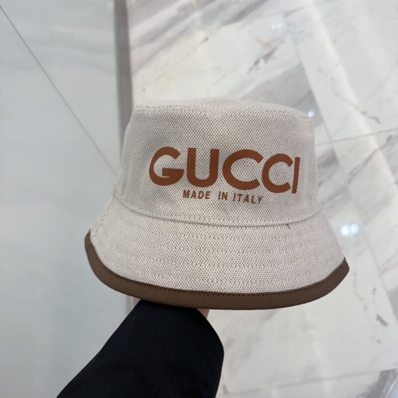 Alternative view of GUCCI ARNAUD BOB REVERSIBLE BUCKET HAT BEIGE 7773724HA7Y9464