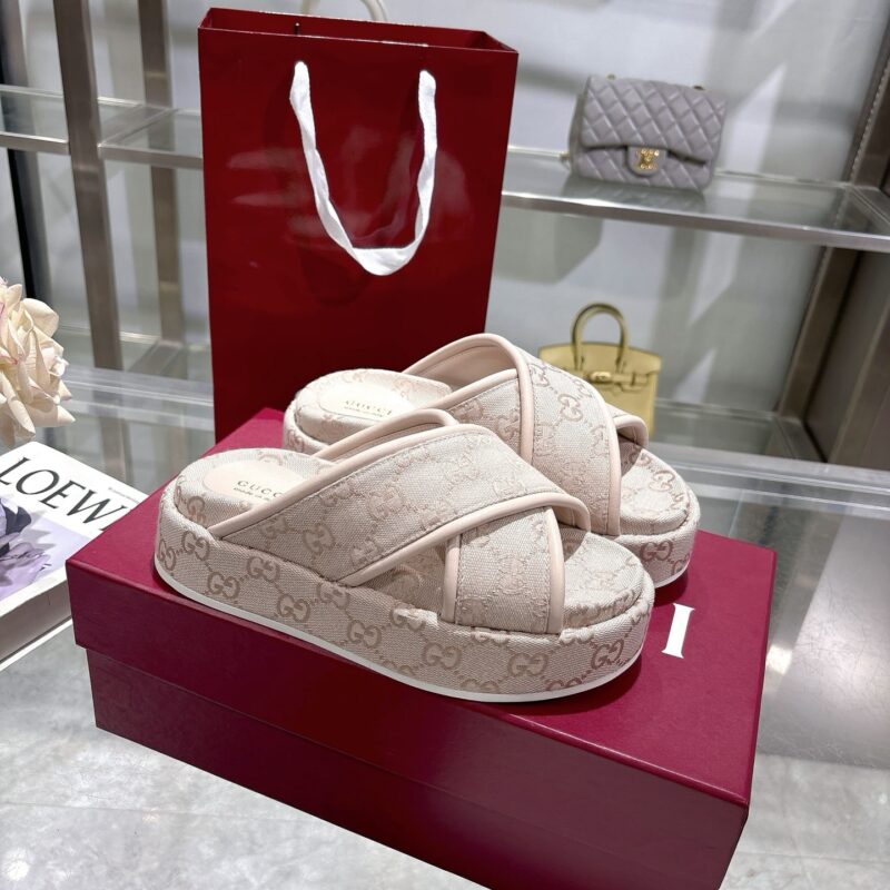 Alternative view of GUCCI WOMEN'S GG PLATFORM SANDAL LIGHT PINK 816798 FAD9D 6845