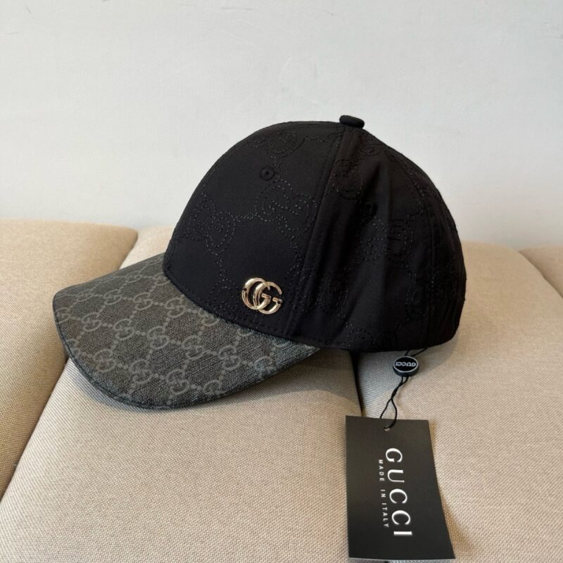 Alternative view of GUCCI GG CANVAS BASEBALL HAT BLACK
