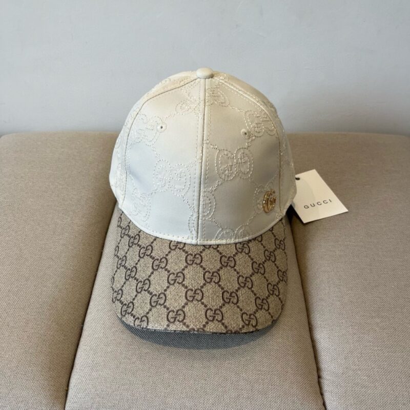 Alternative view of GUCCI GG CANVAS BASEBALL HAT BEIGE