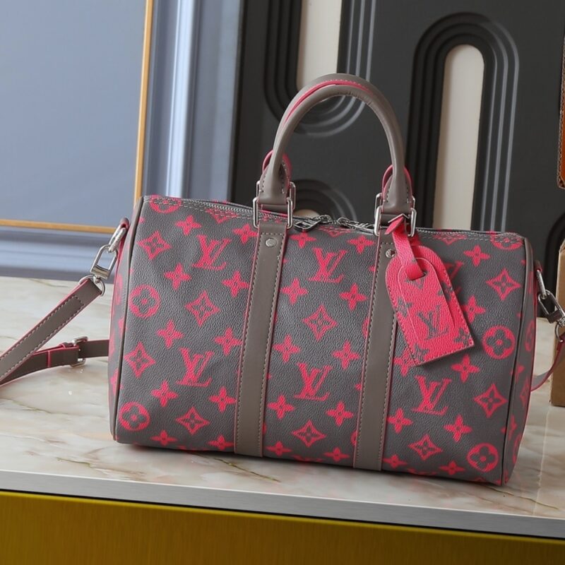 Alternative view of LOUIS VUITTON KEEPALL BANDOULIÈRE 35 GRAY AND PINK 34CM M15023