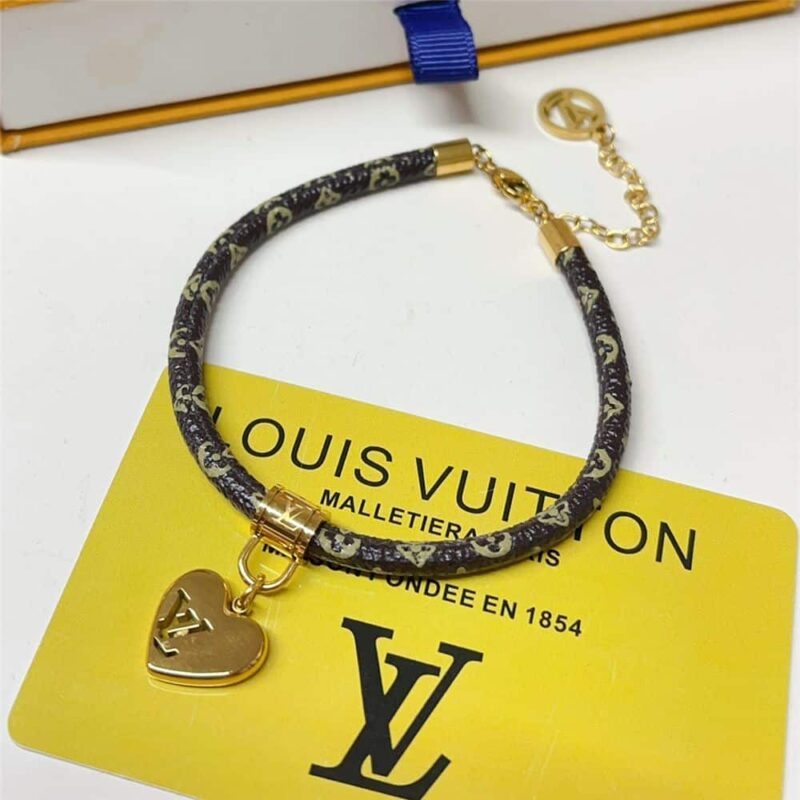 Alternative view of LOUIS VUITTON BLOOMING HEART BRACELET MONOGRAM BROWN M8907Z