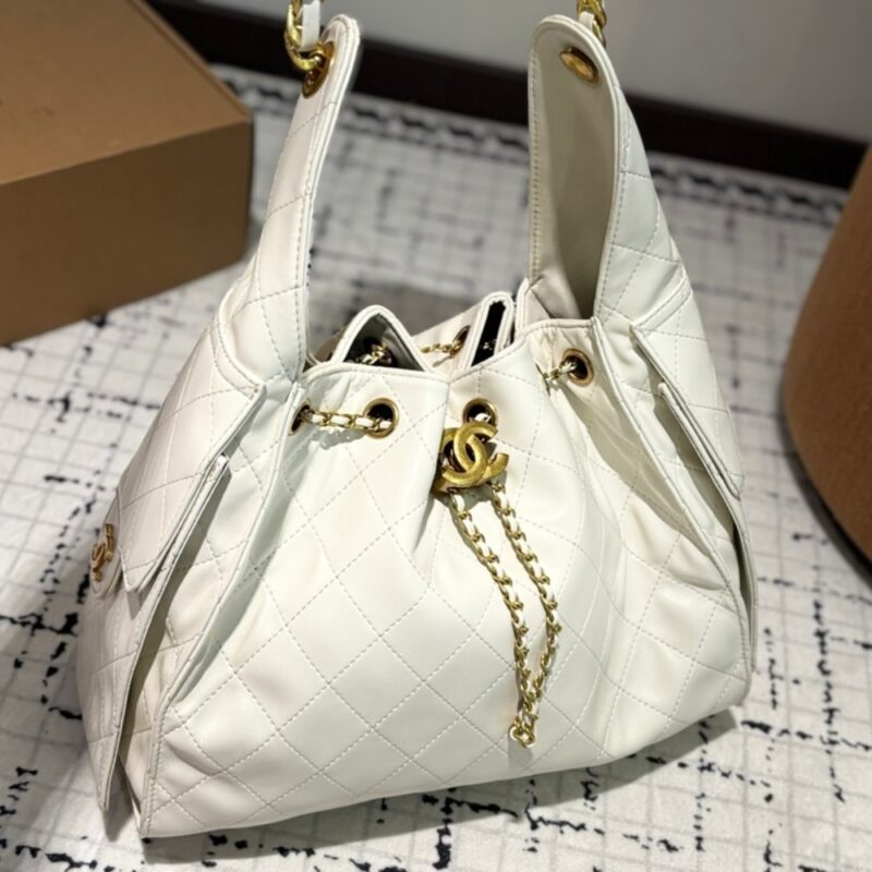 Alternative view of SUMMER SET: CHANEL 25 SMALL HANDBAG GRAINED AND GOLD TONE METAL WHITE 34CM & HERMES ORAN SANDAL BLANC