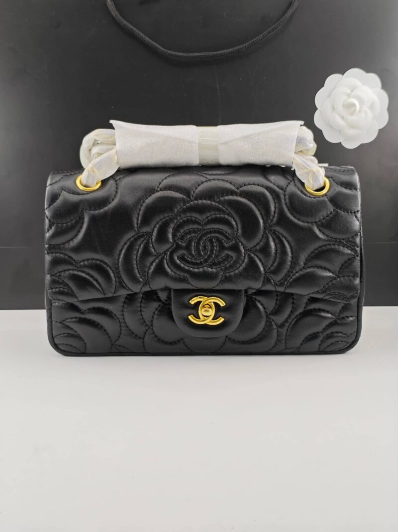 Alternative view of CHANEL CAMELLIA SHOULDER BAGS BLACK 25CM