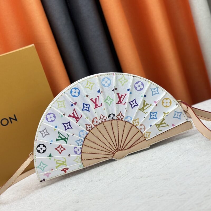 Alternative view of LOUIS VUITTON FAN BAG WHITE 37CM
