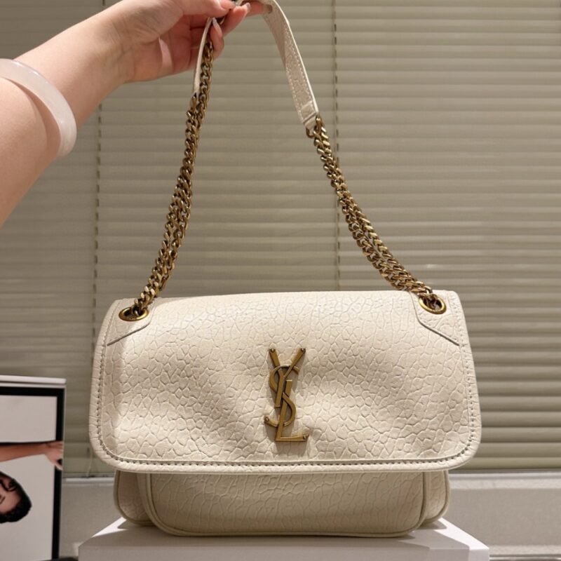 Alternative view of SAINT LAURENT NIKI VINTAGE MEDIUM IN GRAINED WHITE 28CM 633178AACYT9207